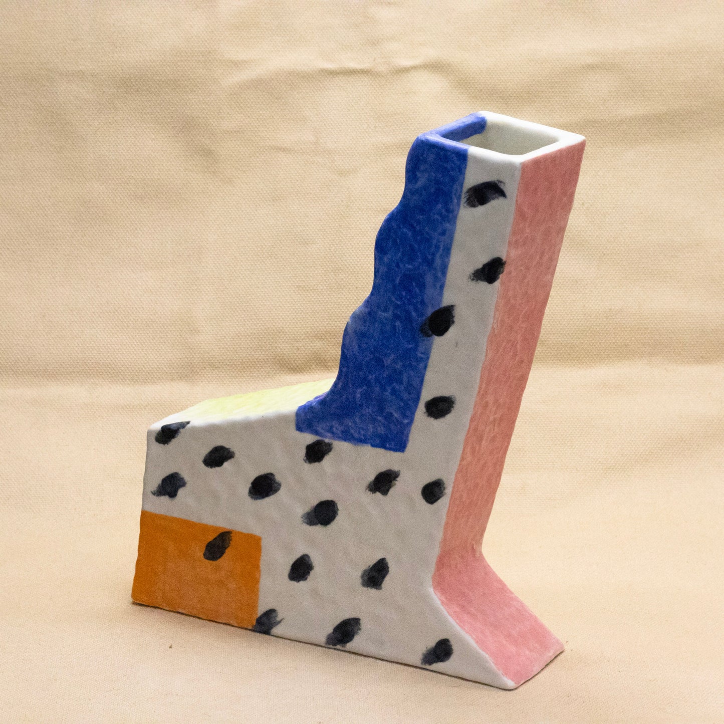 Memphis Vase by Totally Shapes