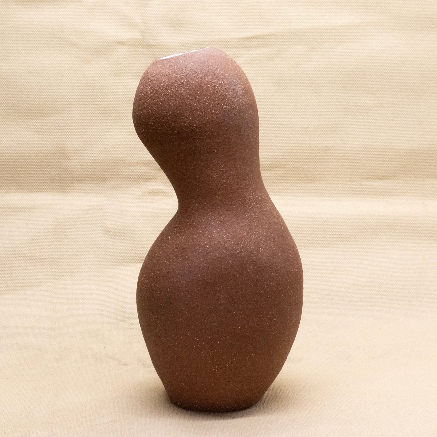 Peanut Vase by Alex Staheli
