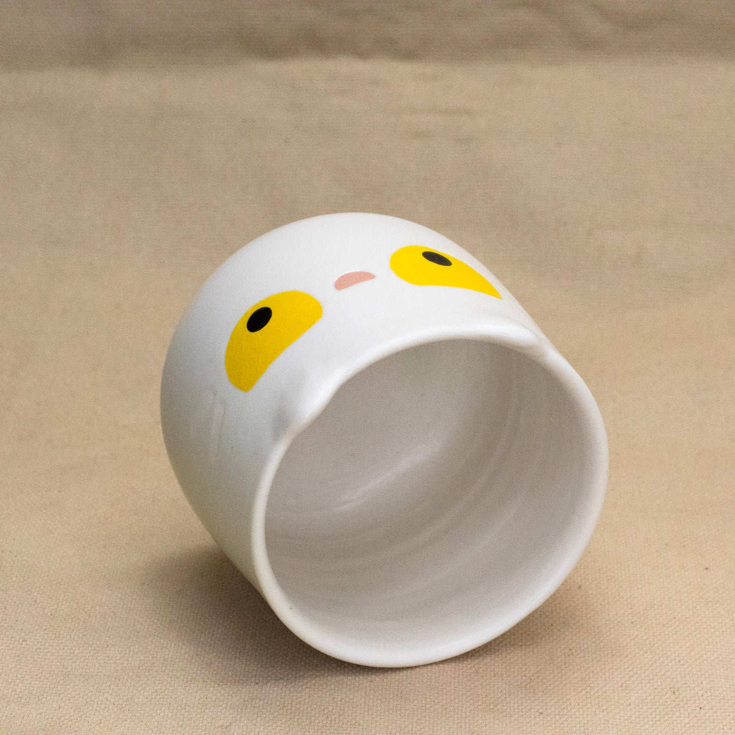 Cache Pot (White) by Hei Mao Studio