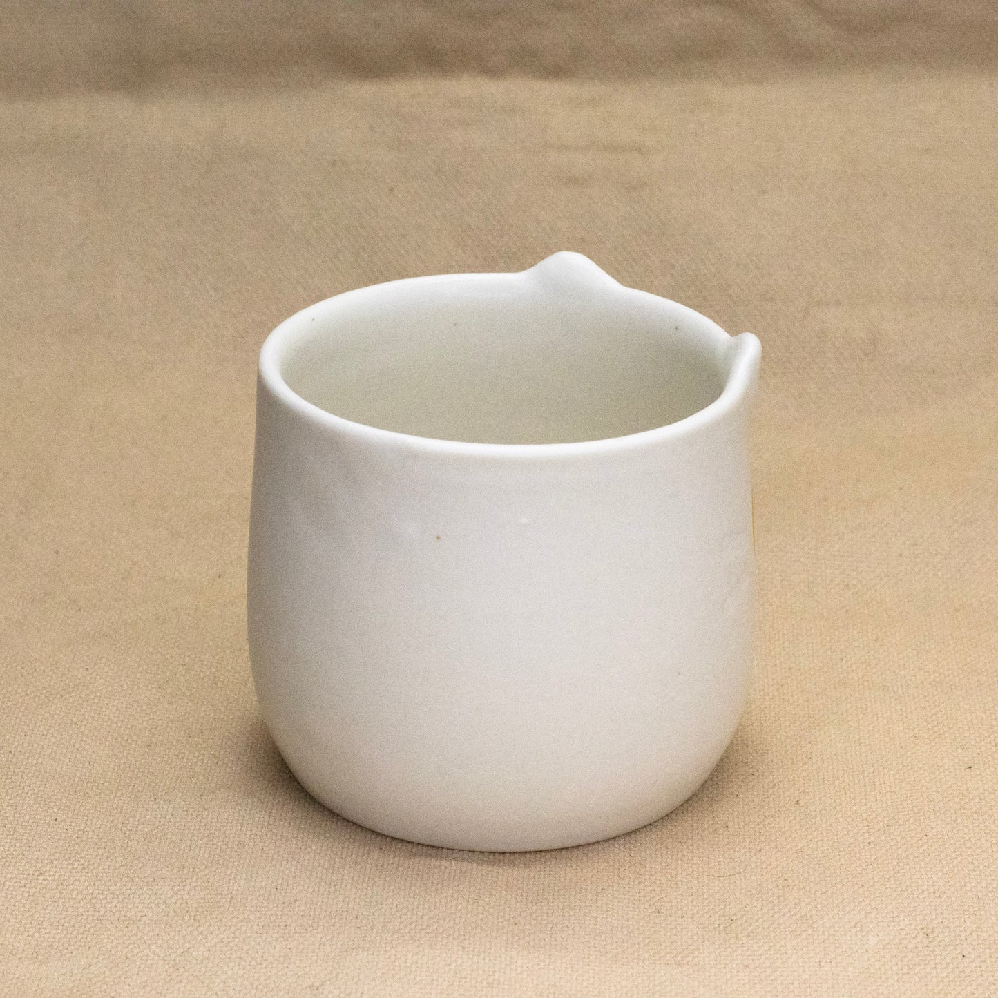 Cache Pot (White) by Hei Mao Studio