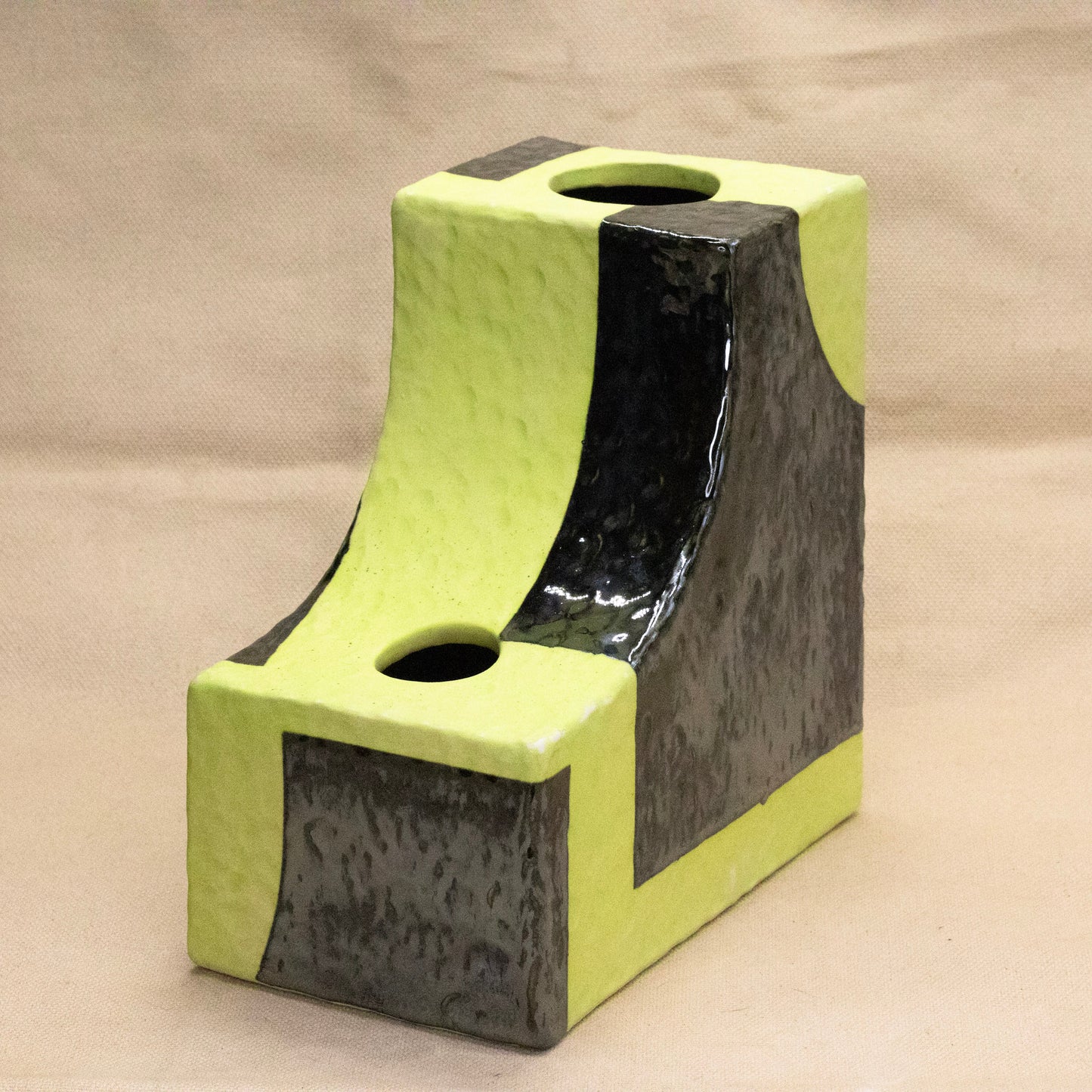Ramp Vase #1 by Totally Shapes