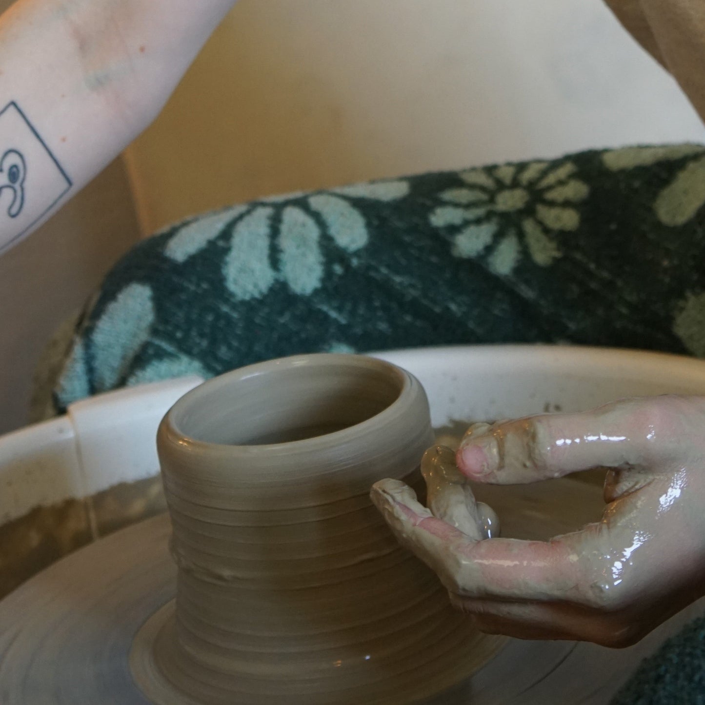 Fall Beginner Wheel: Wednesday Mornings, 9:30am - 12:30pm, Sep 10th - Oct. 29th