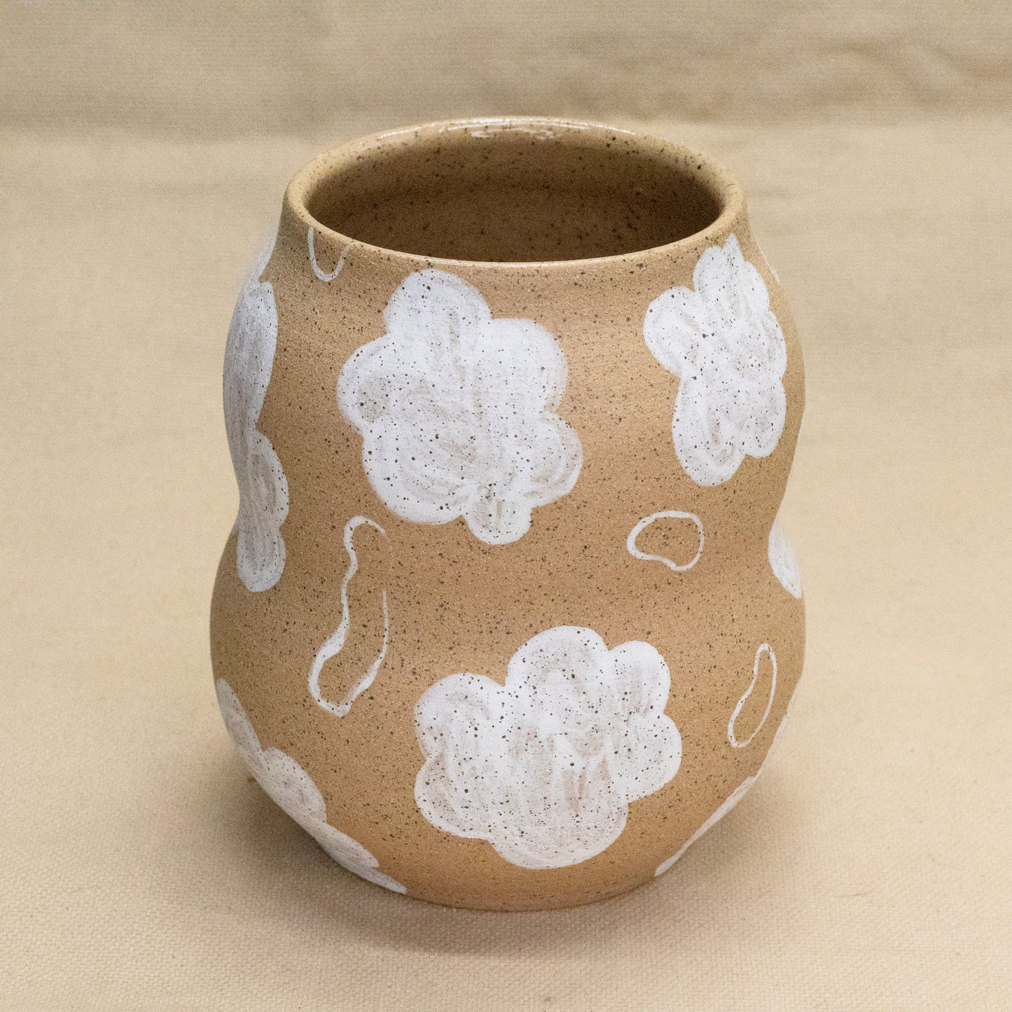 Curve Cloud Vase by Coco Spadoni