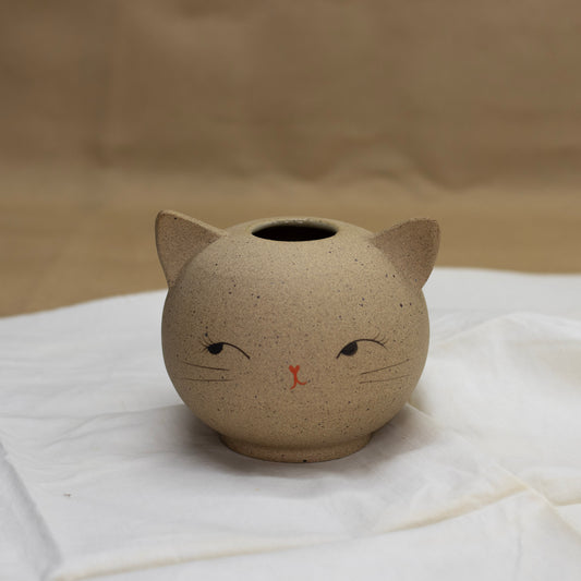 Kitty Vase by Jennifer Fujimoto