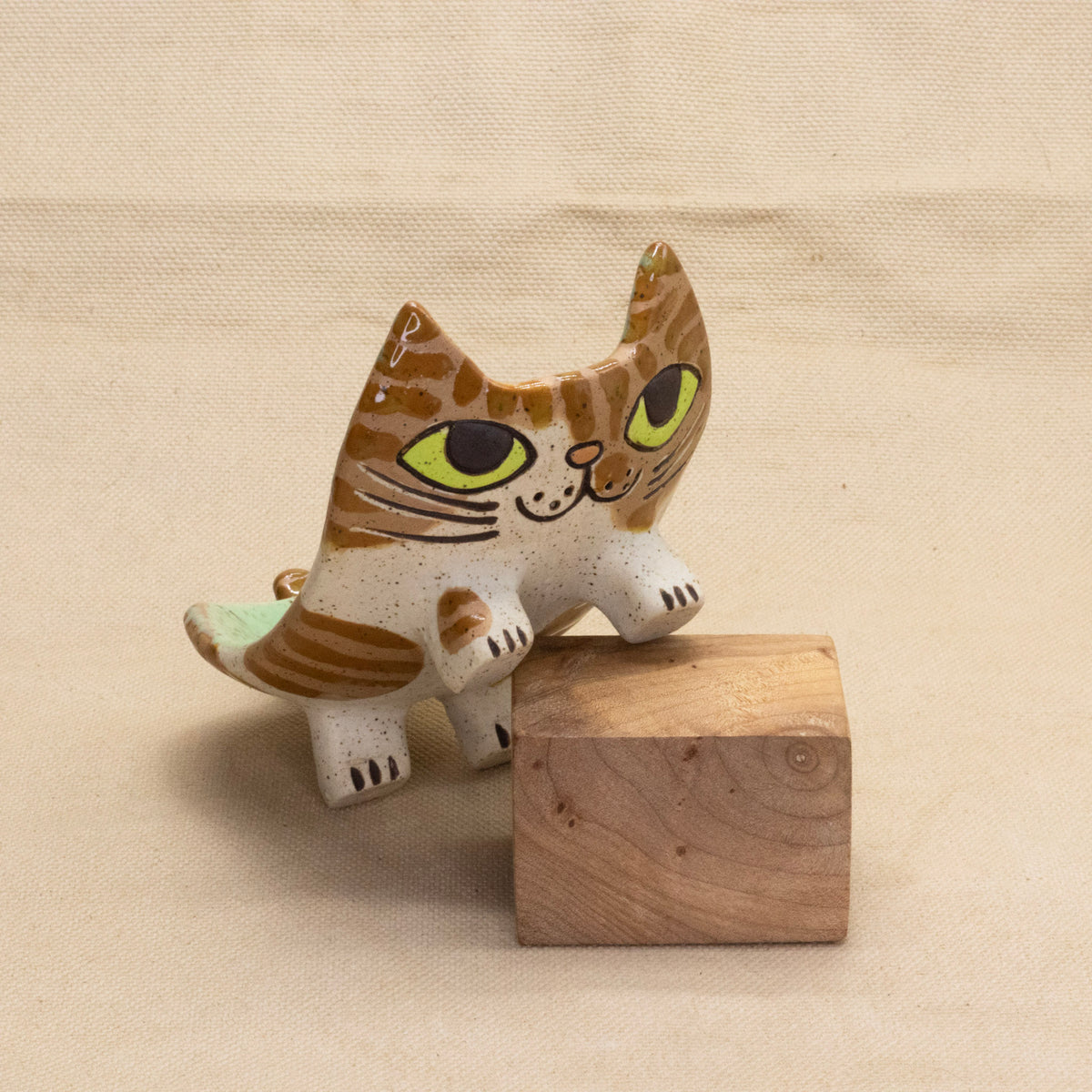 Narrow Dish by Yuka Nakano