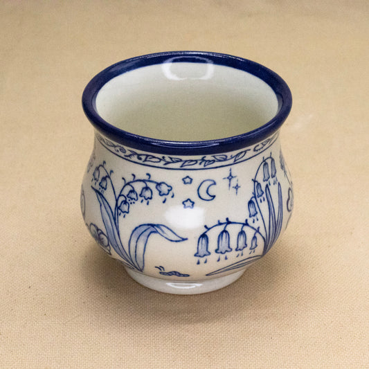 Bulbous Scene Vase by Caterpillar Clay