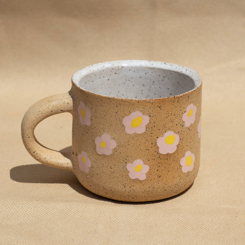 Daisy Mug by Liz Leong