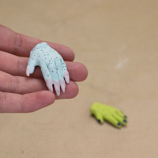 Smol Alien Hand (Blue) by The Introverted Potter