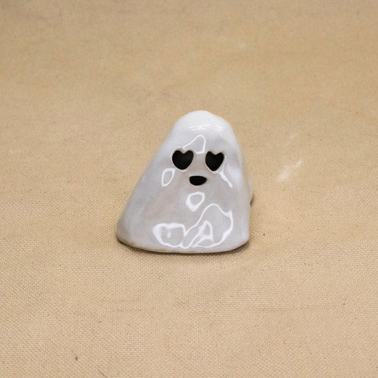 Ghostie (Heart Eyes #2) by The Introverted Potter