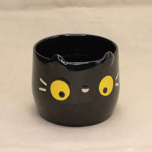 Cache Pot (Black) by Hei Mao Studio