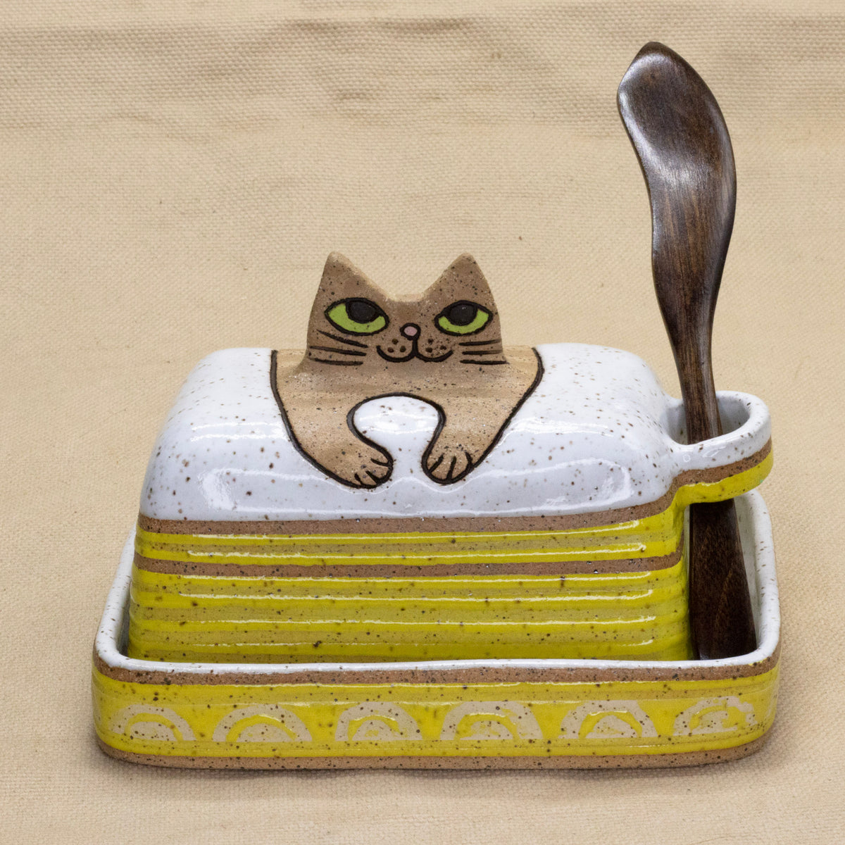 Butter Dishes with Knives by Yuka Nakano
