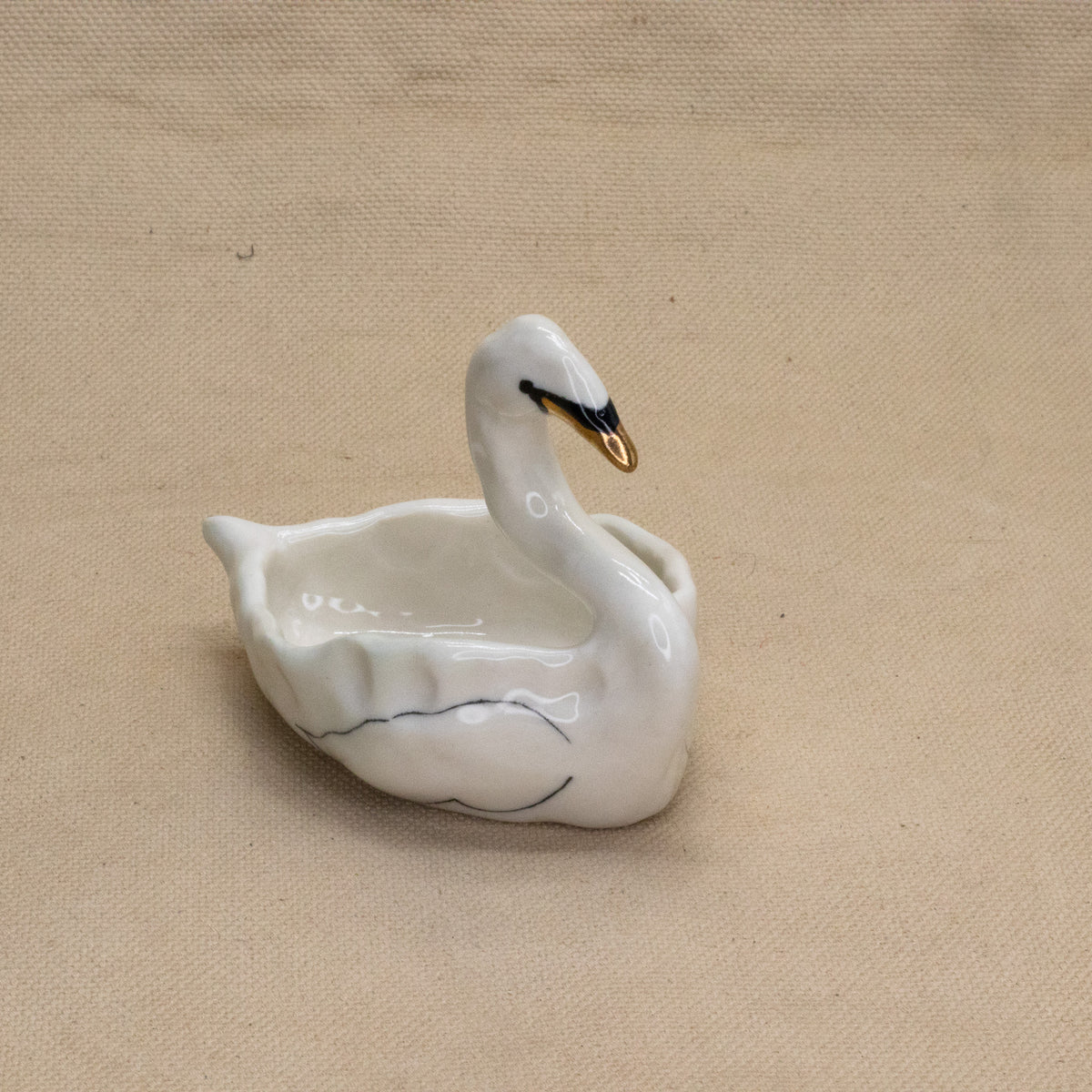 Swans by Ryana Lawson