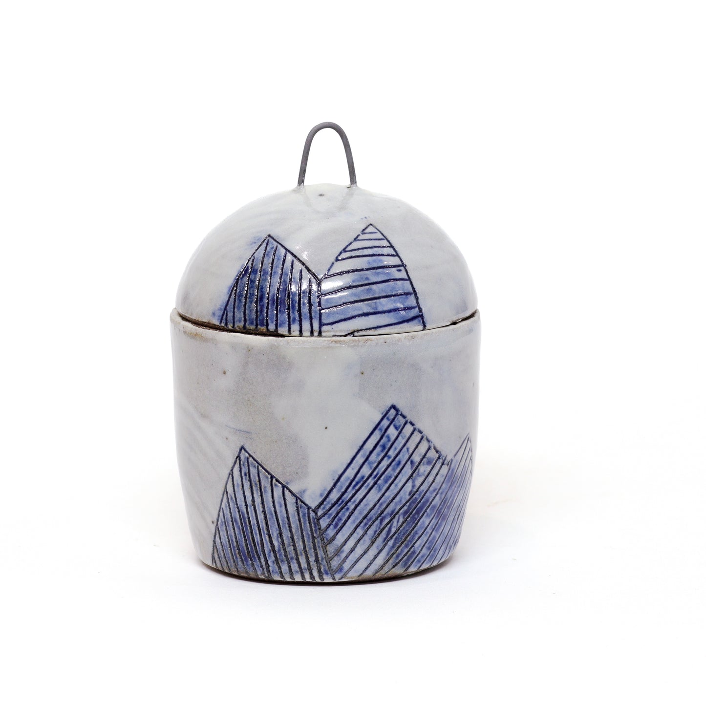 Mountain Cream and Sugar by Sarah Steininger Leroux